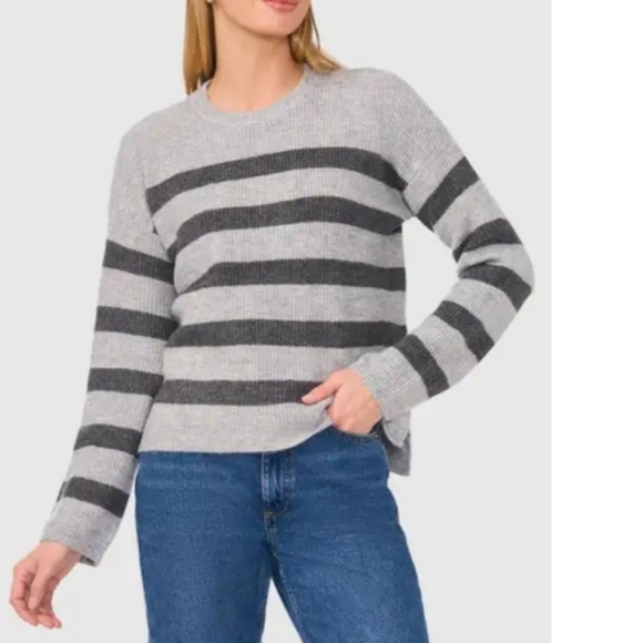 Halogen Gray Crew Neck Sweater Relaxed Fit Size Medium - Picture 1 of 1